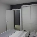 Alogia, Pastora, Yerbater Apartmán *