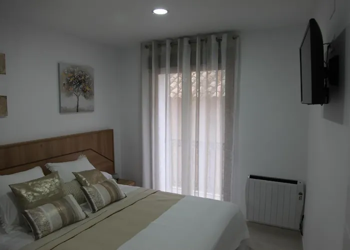 Apartment Alogia, Pastora, Yerbater